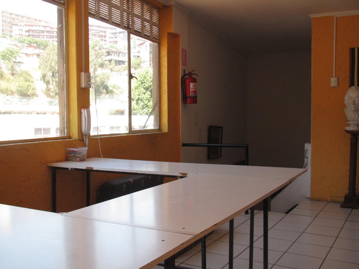 Hostal Roma ヴァルパライソ エクステリア 写真
